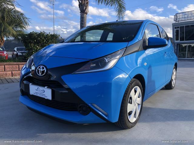 Toyota aygo 1.0 vvt-i 69 cv 5p. x-cool tss