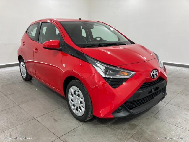 Auto - Toyota aygo connect 1.0 vvt-i 72 cv 5p. x-cool