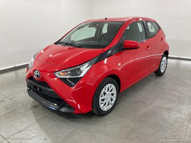 Auto - Toyota aygo connect 1.0 vvt-i 72 cv 5p. x-cool