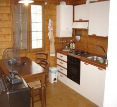 Case - Casa in legno (cottage)  indipendente a vernasca (pc)