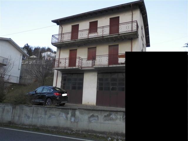 Case - Casa indip. con 2 appartamenti centro a bore