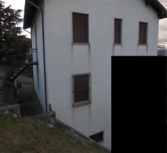 Case - Casa indip. con 2 appartamenti centro a bore