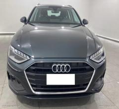 Auto - Audi a4 30 tdi s tronic business