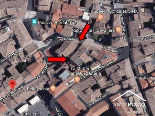 Case - Magazzini e locali di deposito - via del mercato n. 1 - foligno (pg)