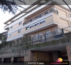 Case - Abitazione di tipo civile - via ronciglione n. 23 - 00191