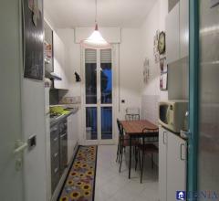 Case - Appartamento ben tenuto e luminosissimo ad avenza rif 3849