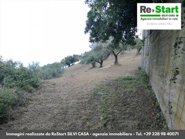 Appartamenti in Vendita - Terreno edificabile in vendita a silvi centro storico