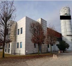 Case - Fabbricati costruiti per esigenze industriali - via monte santo n. 28 - 31039