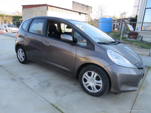 Auto - Honda jazz 1.2 i-vtec trend