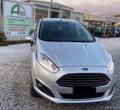 Auto - Ford fiesta 1.4 5p. bz.- gpl titanium