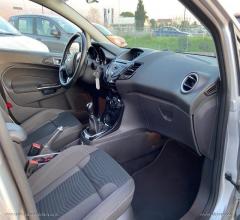 Auto - Ford fiesta 1.4 5p. bz.- gpl titanium