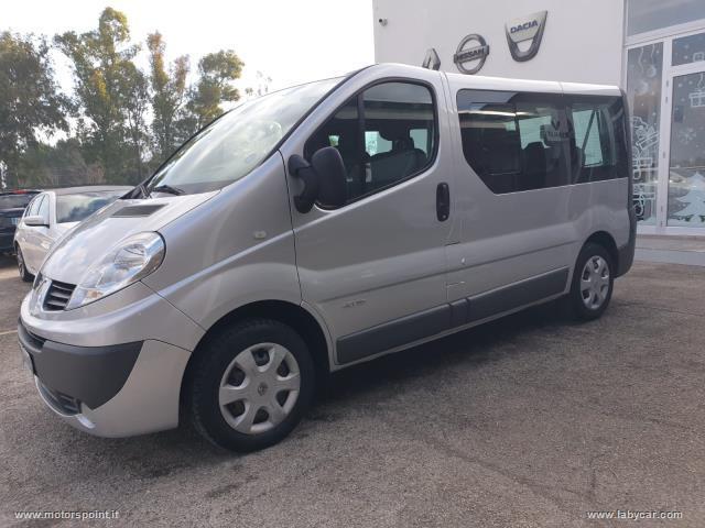 Auto - Renault trafic 2.0 dci 125cv  9 posti
