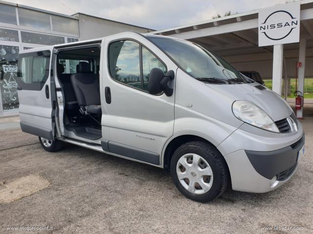 Auto - Renault trafic 2.0 dci 125cv  9 posti