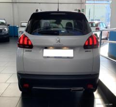 Auto - Peugeot 2008 puretech turbo 110 eat6 s&s gt line