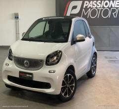 Auto - Smart fortwo 70 1.0 passion