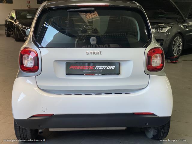 Auto - Smart fortwo 70 1.0 passion