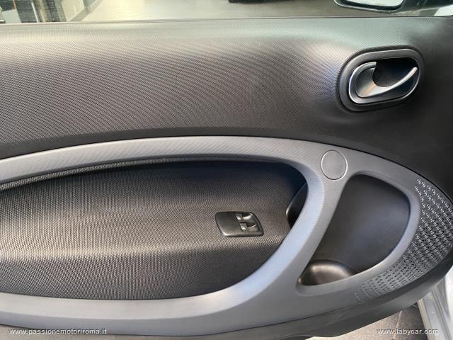 Auto - Smart fortwo 70 1.0 passion