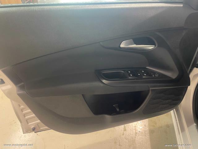 Auto - Fiat tipo 1.0 sw life