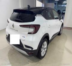 Auto - Renault captur plug-in hybrid e-tech 160 cv int.