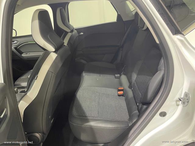 Auto - Renault captur plug-in hybrid e-tech 160 cv int.