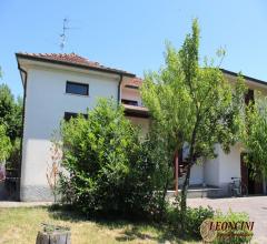 Case - A467 casa indipendente con giardino