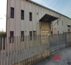 Case - Capannone artigianale di 450 mq