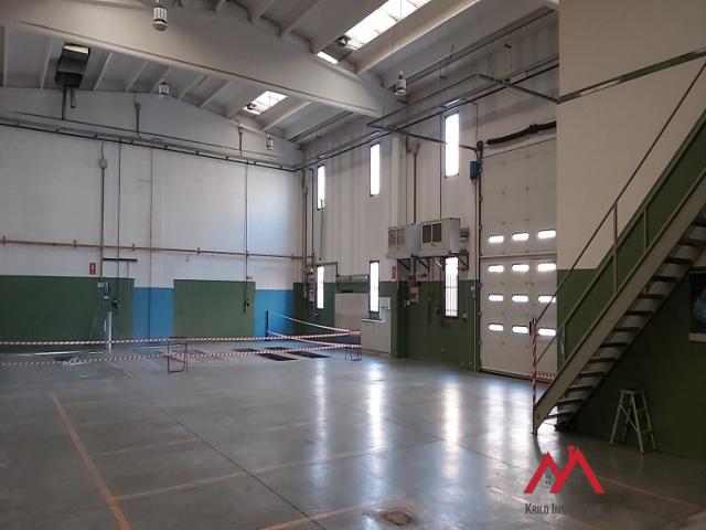 Case - Capannone artigianale di 450 mq