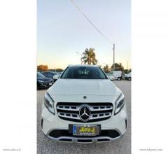 Auto - Mercedes-benz gla 180 d sport