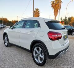 Auto - Mercedes-benz gla 180 d sport