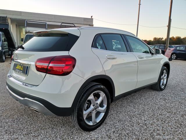 Auto - Mercedes-benz gla 180 d sport