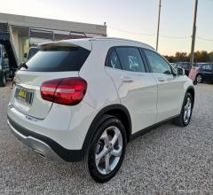 Auto - Mercedes-benz gla 180 d sport
