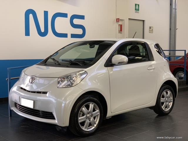 Auto - Toyota iq 1.0
