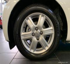 Auto - Toyota iq 1.0