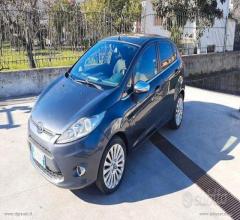 Auto - Ford fiesta 1.4 5p. bz.- gpl titanium