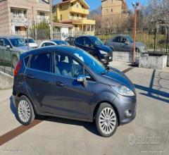 Auto - Ford fiesta 1.4 5p. bz.- gpl titanium