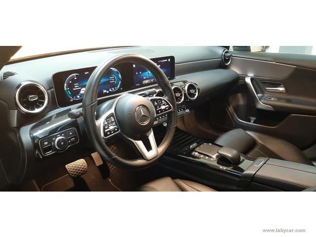 Auto - Mercedes-benz a 180 d automatic sport