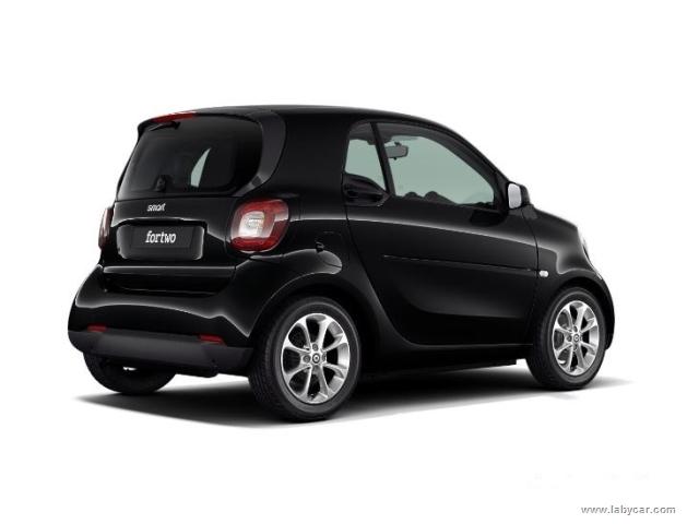 Auto - Smart fortwo eq pure
