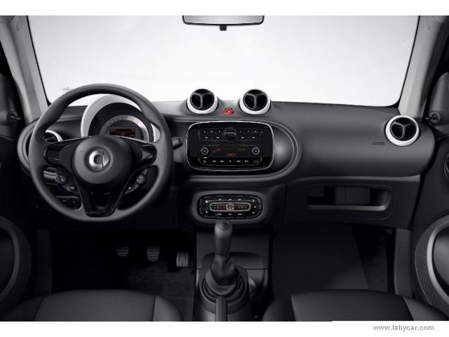Auto - Smart fortwo eq pure