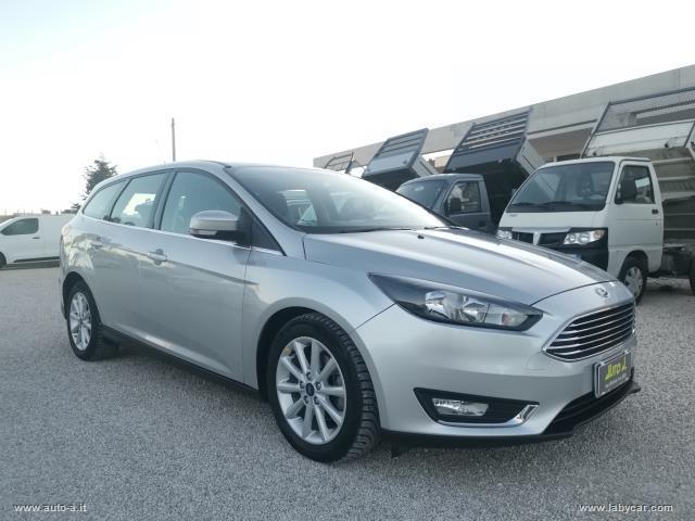 Auto - Ford focus 1.5 tdci 120 cv s&s pow. business