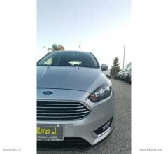 Auto - Ford focus 1.5 tdci 120 cv s&s pow. business