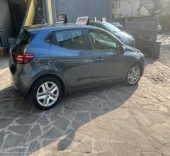 Auto - Renault clio 09 90 cv zen