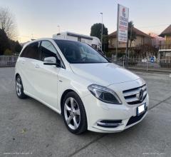 Auto - Mercedes-benz b 180 cdi blueefficiency premium
