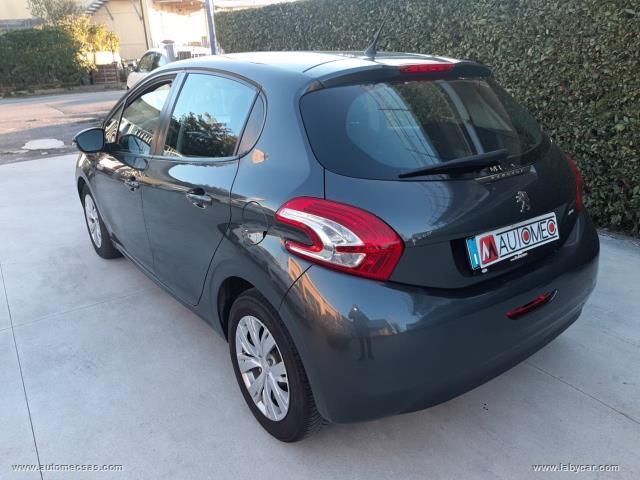 Auto - Peugeot 208 puretech 82 5p. gpl active