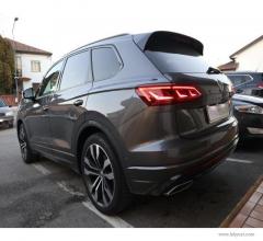 Auto - Volkswagen touareg 3.0 tdi black style