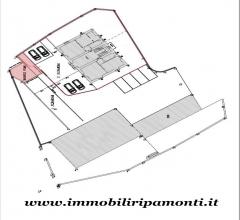 Case - Fabbricato da ristrutturare in vendita a lecco.