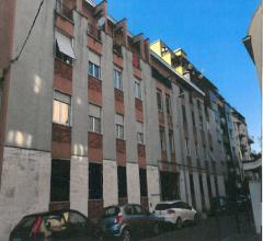 Case - Appartamento all'asta in via gradisca 14, baranzate (mi)