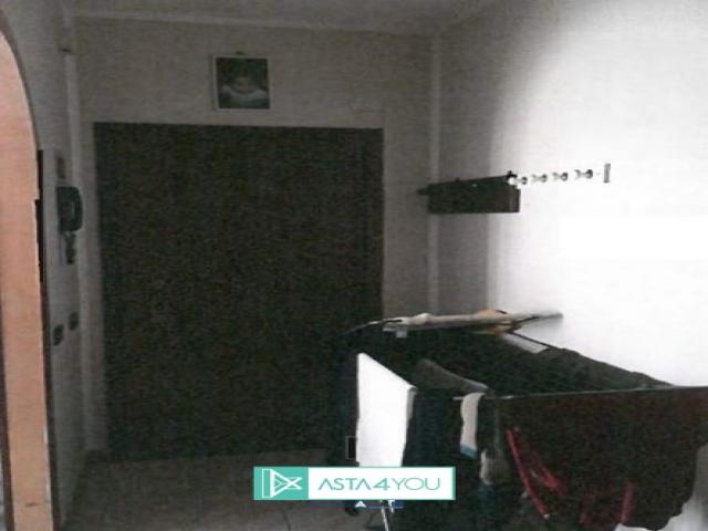 Case - Appartamento all'asta in via gradisca 14, baranzate (mi)