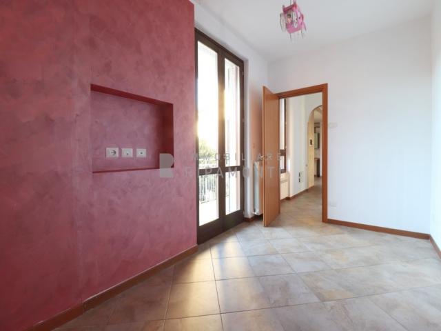 Case - Trilocale in affitto a calolziocorte
