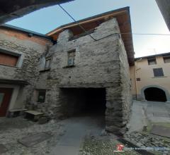 Case - Losine vendesi casa da ristrutturare