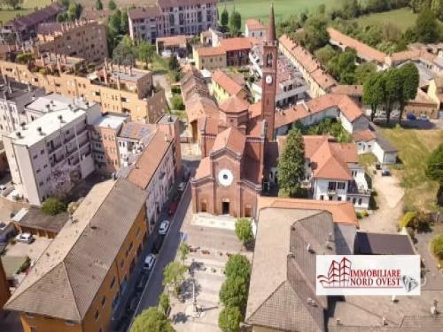 Terreno edificabile con rustico a settimo milanese